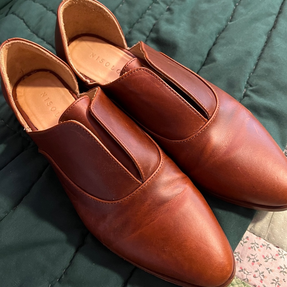 Nisolo Emma d’orsay Oxford shoe in brandy size 8.5